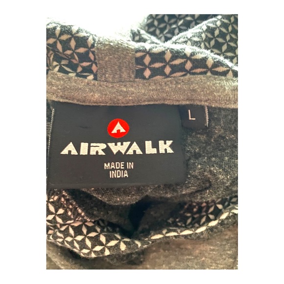 Ionic Skater Airwalk color block hoodie shirt - Picture 10 of 10